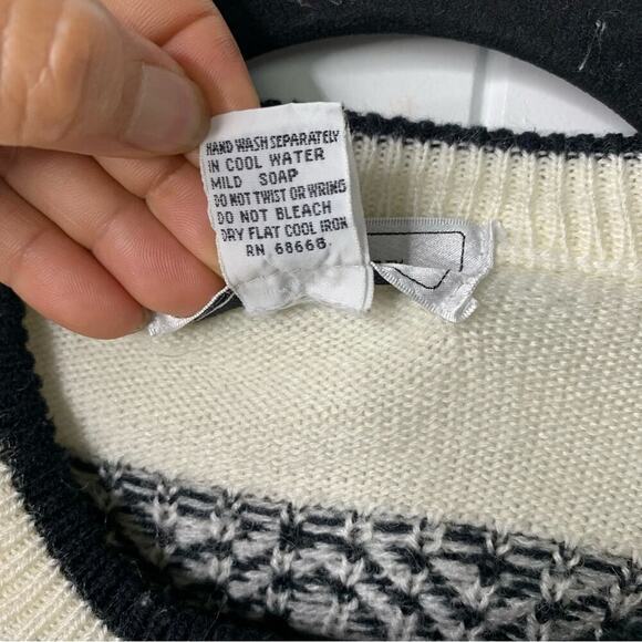 Vintage geometric 3d textured knit crew neck sweater‎ size large men's - Picture 4 of 5